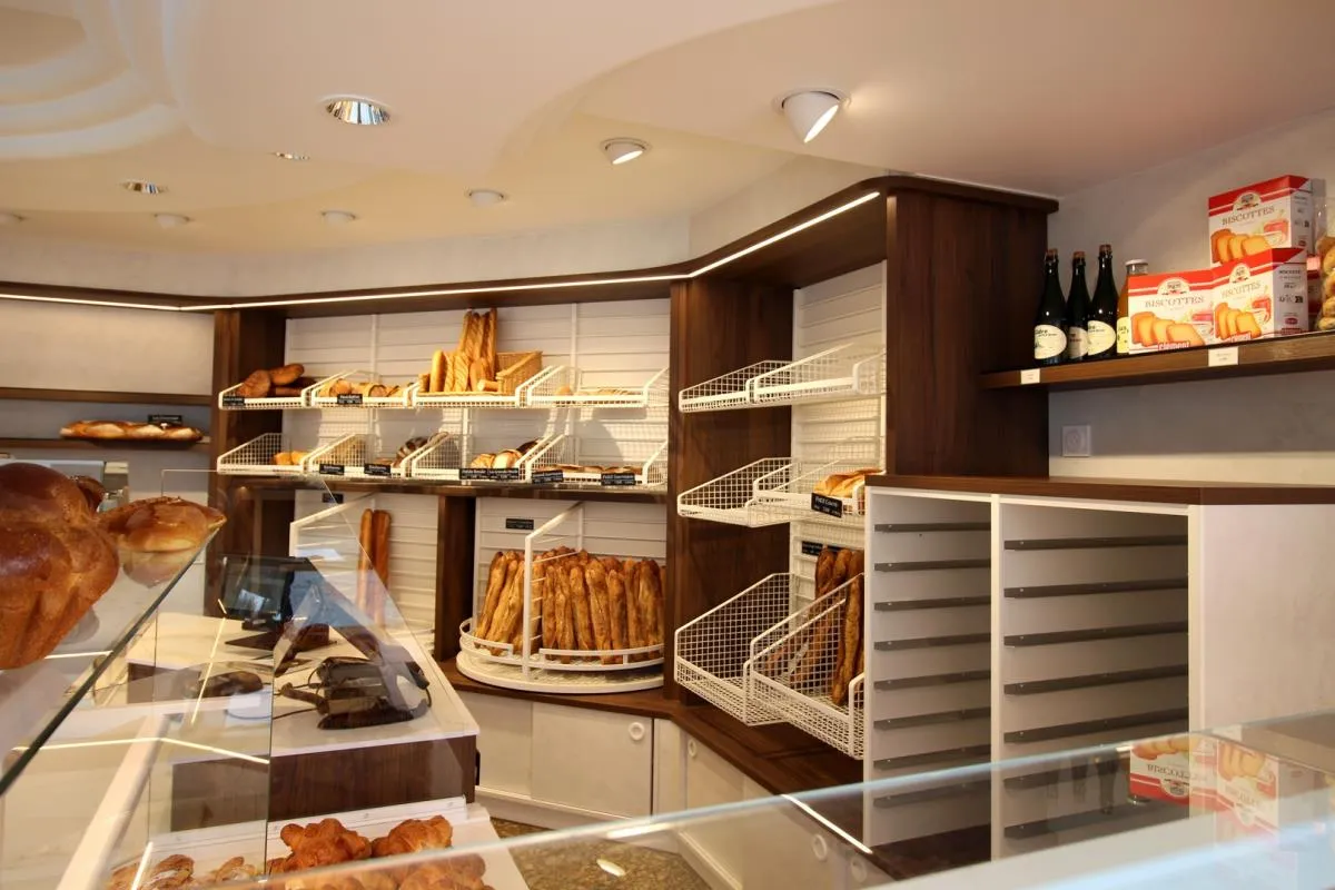 Agencement BOULANGERIE MARIE ROMAIN - JULLOUVILLE (50)