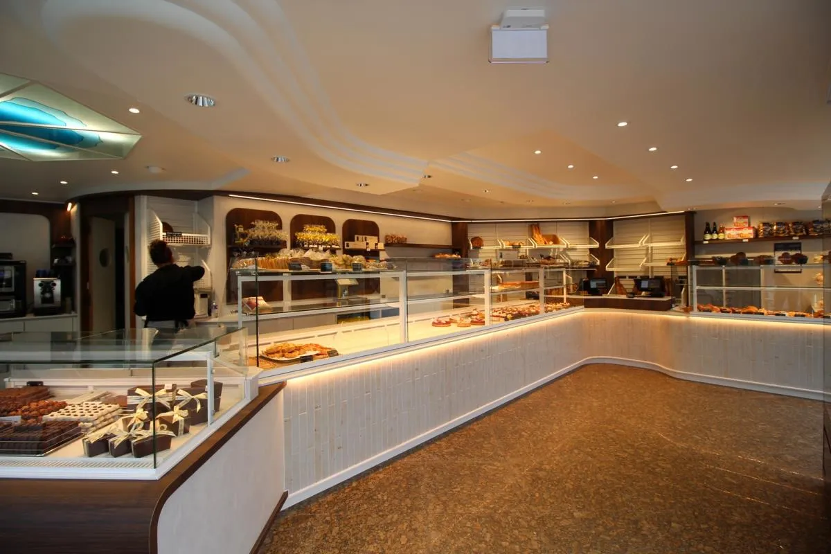 Agencement BOULANGERIE MARIE ROMAIN - JULLOUVILLE (50)